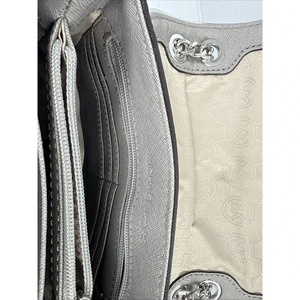 Michael Kors 30H3SOPF1L Sloan Specchio Shoulder Bag Flap Purse in Pearl Grey